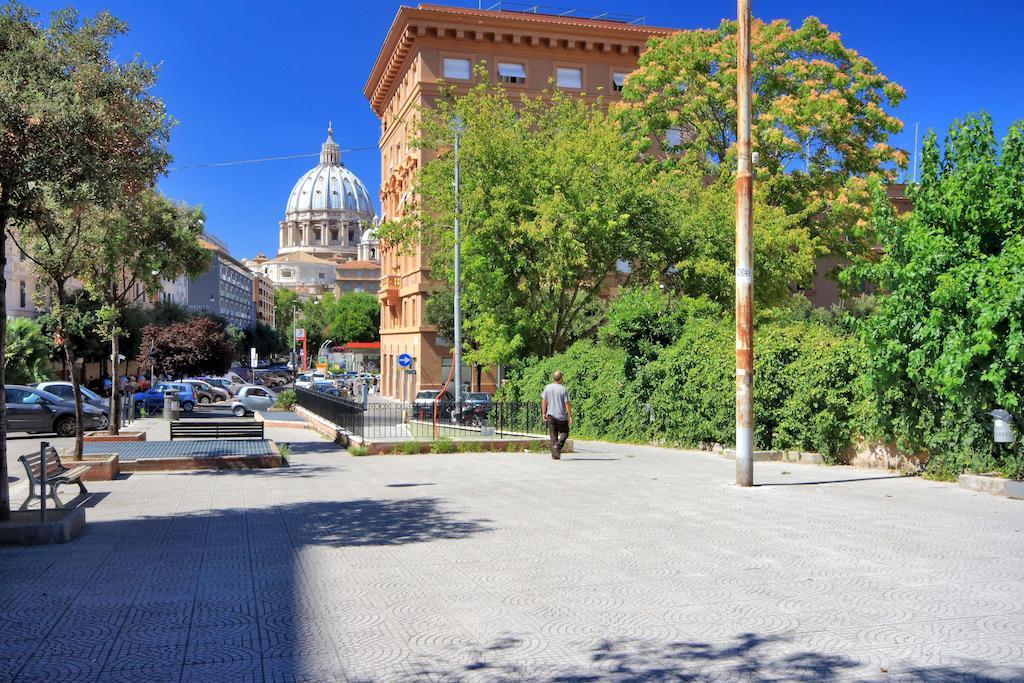Magenta Vaticano Fornaci Roma Phòng bức ảnh